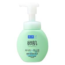 I gave this lotion a try as it claims to remove dead skin and improve skin hydration.on the first few uses, it left my skin slightly irritated, but it's fine now. Hada Labo Aha Bha Mild Exfoliate Foaming Wash 160ml Watsons Singapore