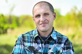 I am Peter and dating has been a wild ride for me! I do things like  photography, sky diving, and traveling. Odd fact: I am a friend of the Zoo  :)