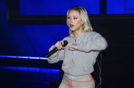 Zara maria larsson was born on 16th december, 1997 in stockholm, sweden at the 'stockholm university hospital' to agnetha and anders larsson. Zara Larsson Rehearsing For Her Virtual Concert 02 26 2021 Selebs Of World