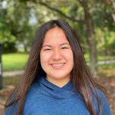 Sarah Vanderpool's Instagram, Twitter & Facebook