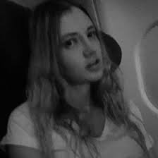 Ana Maria Prada (annieprada)