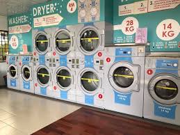 Kasut pun tidak boleh masuk (mesin basuh), katanya yang turut kesal terhadap insiden yang berlaku di kedai dobinya itu. Facebook