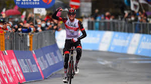 Он играет на позиции опорный. Giro D Italia 2021 Mikel Landa And Egan Bernal Shine As Joao Almeida Suffers In Gc Reshuffle Eurosport