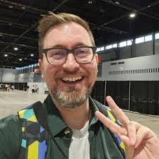 Andrew Leman's Instagram, Twitter & Facebook