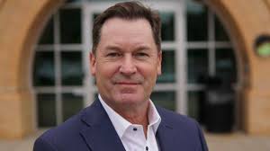 Facelift Services Across Michigan