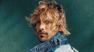 Adrian Roma's Instagram, Twitter & Facebook