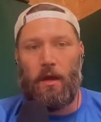 Former Yankees pitcher Lance Lynn defends Aaron Boone