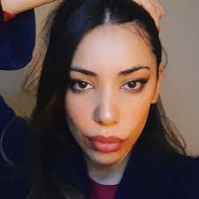 Brenda Valverde's Instagram, Twitter & Facebook