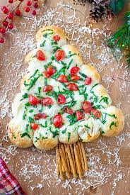 Spread each tree with about 1 tablespoon mayonnaise mixture. The Best Cheesy Christmas Tree Pull Apart Bread