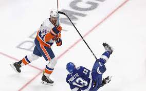 Lightning @ islanders (spiel 4) live & auf abruf auf dazn de, in hd und auf allen geräten. Nhl New York Islanders Gewinnen Spiel 5 Tampa Bay Vergibt Matchball