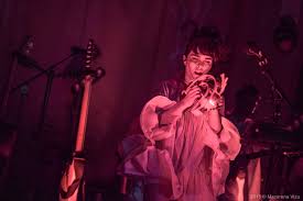 Discover more music, concerts, videos, and pictures with the largest catalogue online at last.fm. Esenciales La Discografia De Camila Moreno En Orden De Grandeza Cancha General