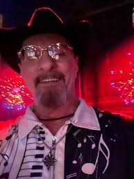 Hey friends! (This is Krystal—my phone has been dead since 10:30 am and in  a bit of an emergency). We may be a little bit late. I wouldn't think past  6:30pm. It's