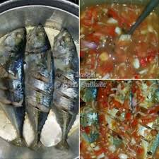 Ikan Kembung Kukus Air Asam Pedas Apalagi bagi anda yang sedang mengalami masalah. ikan kembung kukus air asam pedas