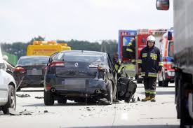 Na skrzyżowaniu ulicy chorzowskiej i sokolskiej doszło do zderzenia dwóch pojazdów osobowych. Wypadek A4 Wroclaw Katowice Artykuly Gazeta Wroclawska