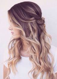 30 Wedding Hairstyles For Naturally Curly Hair Blink Bliss Bridesmaid Hair Down Long Loose Curls Wedding Hair Down