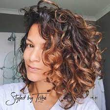Www Short Haircut Com Wp Content Uploads 2017 09 9 Short Curly Hairstyle Jpg Frisuren Lange Lockige Haare Kurze Lockige Frisuren Lockige Frisuren
