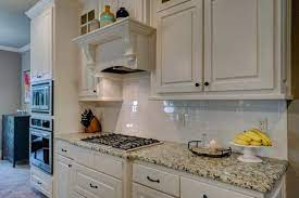 Kitchen cabinet painting typically takes 1 weeks time to dry but can take up to a month or 30 days to completely cure and harden. How Long Should Your Kitchen Cabinets Last Builders Outlet