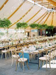 A Charming New England Wedding At Castle Hill Inn England Wedding England Beaches Castle Wedding Venue