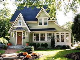 If you're having trouble choosing the best shade of white for your room, we have made an easy list to choose from. 75 Beautiful Green Exterior Home Pictures Ideas July 2021 Houzz