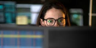 Ny stadga: tystnadsplikt, "identifierande tecken på yrket"