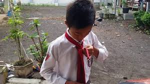 Ketika masuk sekolah smp siswa diwajibkan memakai dasi setiap kali kegiatan sekolah. Cara Memakai Dasi Smp Sd Dan Sma Penulis Cilik