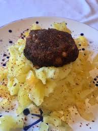 Herzhafte Blunzenlaberl Mit Erdapfelpuree Erdapfelpuree