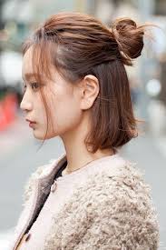 Short hair is increasingly popular because in addition to providing a lot of style and sophistication, it is easy to handle and low maintenance. Short Haircuts Korean Style 30 Short Haircuts Models