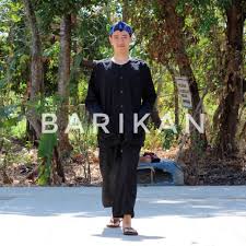 Search the world's information, including webpages, images, videos and more. Setelan Pangsi Baju Adat Sunda Hitam Polos Tidak Dengan Ikat Kepala Shopee Indonesia
