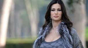 She was the protagonist of two successful fiction l'onore e il rispetto and il peccato e la vergogna. Manuela Arcuri Archives World Today News