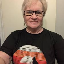 My name is Fred sharp my dad Fred sharp also was raised in Farmersburg his  brothers were Paul had a sister named Halle Van Cleve And Paul sharp's  daughter was named Florence