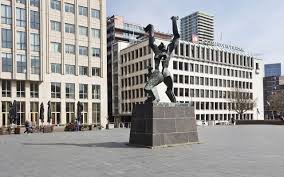 Afbeeldingsresultaat voor dineke van es verwoeste steden