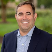 Rachel Sauter's Instagram, Twitter & Facebook