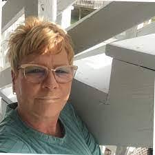 Ethel Sembrot's Instagram, Twitter & Facebook