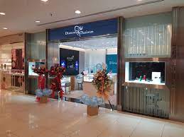 Kidogo — diamond platnumz ft p'square. Diamond Platinum Jewellery Watches And Pens Fashion Gurney Plaza