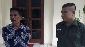 Saya ingin juga mengucapkan tahniah dan syabas kepada jawatankuasa penganjur iaitu dari bahagian pengurusan Ucapan Terima Kasih Ahy Kepada Semua Pihak Yang Bantu Pemakaman Ibunya Termasuk Penggali Liang Tribunnews Com Mobile