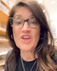 “Do you know what’s dangerous? , ., Walking into a store full of beautiful  organizing products without a plan! 🙈 , ., .It’s so easy to get swept away  by the ‘good deals’ and ‘pretty bins’ (guilty!), ...