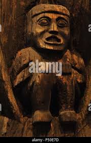 ARTE ETNICO. SIGLO XIX. DWIGHT WALLACE. STORYTELLING POLE (hacia 1875).  HAIDA. Realizado en madera. Museo de Arte de Denver. Estado de Colorado.  Estados Unidos Stock Photo