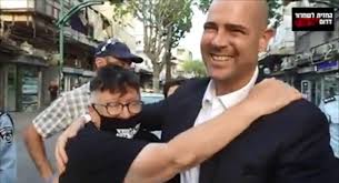 מה תעשו כשאין יותר בלפור?. ×©×¤×™ ×¤×–