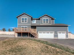 7601 Spokane St Yakima Wa 98908 Mls 20 285 Building A House House Styles Garden Spaces