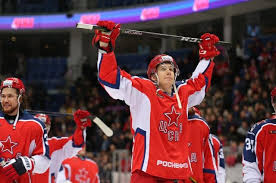 Одним из них стал шведский форвард лукас валльмарк. Cska V Tretij Raz Obygral Ska V Polufinalnoj Serii Khl Hokkej Sport Argumenty I Fakty