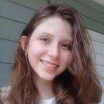 Ryanne Fetzer's Instagram, Twitter & Facebook