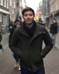 Celebrity couple fattah amin and fazura are offended by a statement made by a local ustaz regarding the couple on his social media. Entertainment