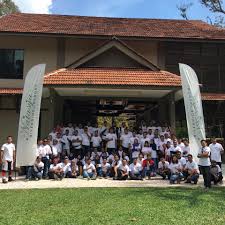 You can play tennis and table tennis at the property, and bike hire is available. I Would Like To Thank You Natasya Riverside Resort Gopeng ÙÙŠØ³Ø¨ÙˆÙƒ
