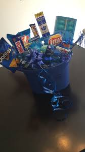Gift Baskets For Men S Birthday Blue Themed Men S Gift Basket Filled With Goodies Gift Baskets For Men Blue Gift Basket Friend Birthday Gifts