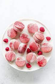 White Chocolate Raspberry Macarons Recipe Macaron Flavors White Chocolate Raspberry Chocolate Raspberry