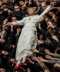 En voilà une nouvelle surprenante : Masturbation And Marilyn Manson At The Vatican Numero Magazine