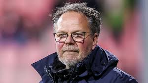 Cambuurtrainer Henk de Jong berêst yn ferlies: "Jong PSV is fierstente goed  foar ús"