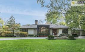 Last april, when the chiefs traded up to draft patrick mahomes no. Patrick Mahomes House In Kansas City Was A Good Splurge For A Rookie Contract Beautiful Modern Homes Celebrity Houses Famous Houses