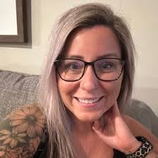 Ashley Linder (ashleylinder11)