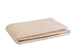 120 x 160 cm elektrikli battaniyelerimiz ts.4293 normlarına uygun olarak üretilmiştir.70 35 watt not: Cift Kisilik Elektrikli Battaniye Beyaz Madame Coco